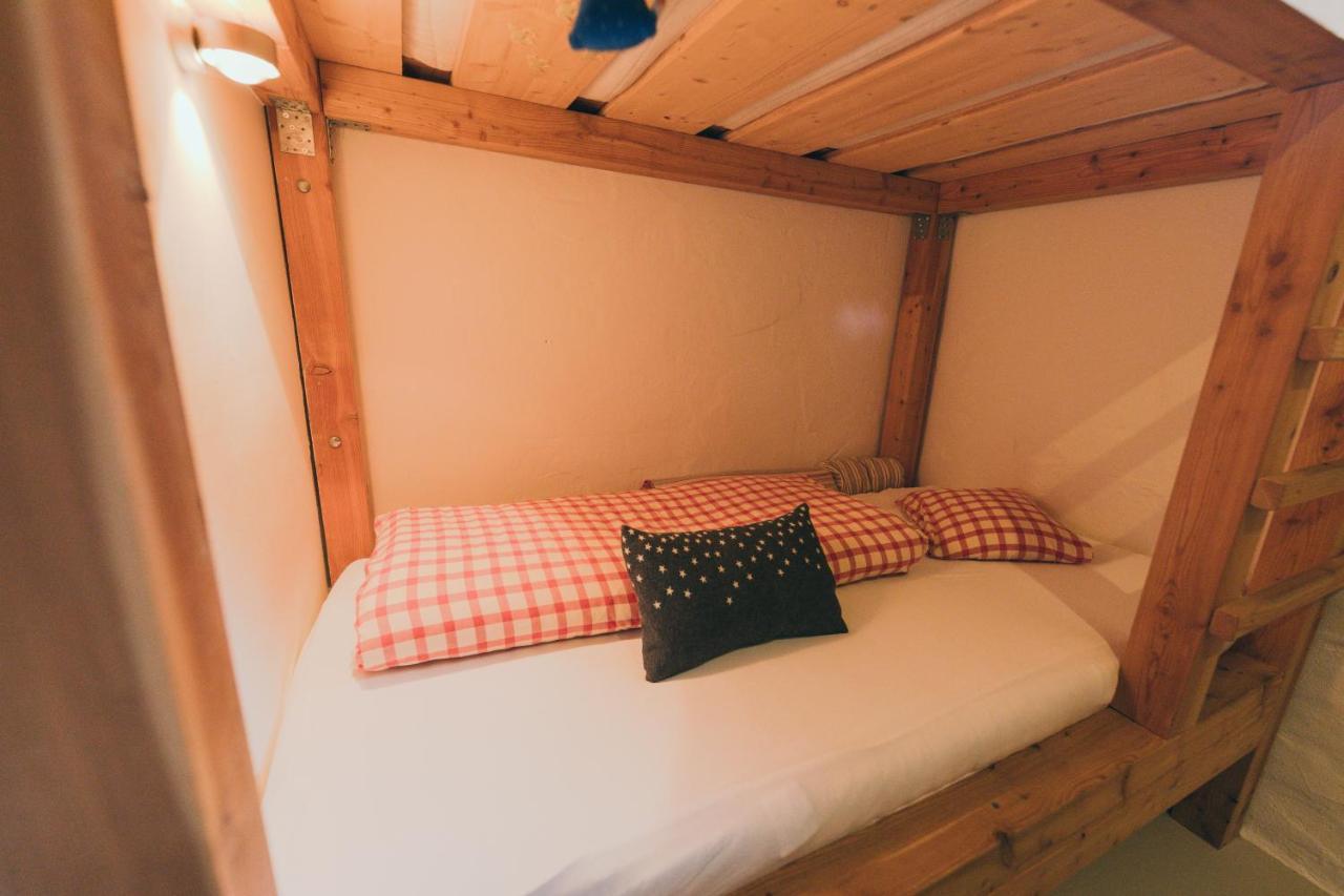 Alte Post Saas-Fee Apartment Bagian luar foto