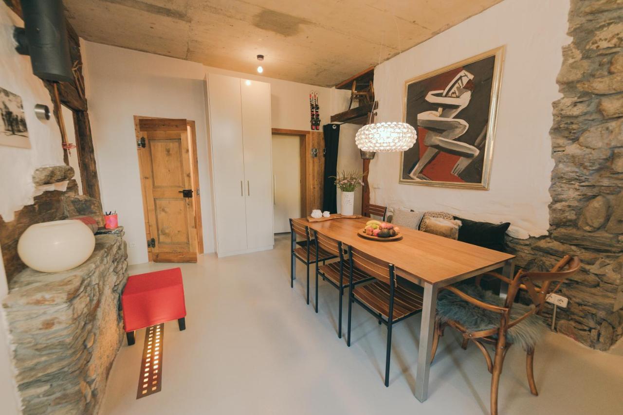 Alte Post Saas-Fee Apartment Bagian luar foto