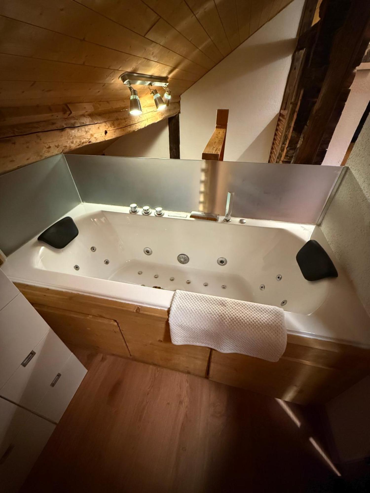 Alte Post Saas-Fee Apartment Bagian luar foto